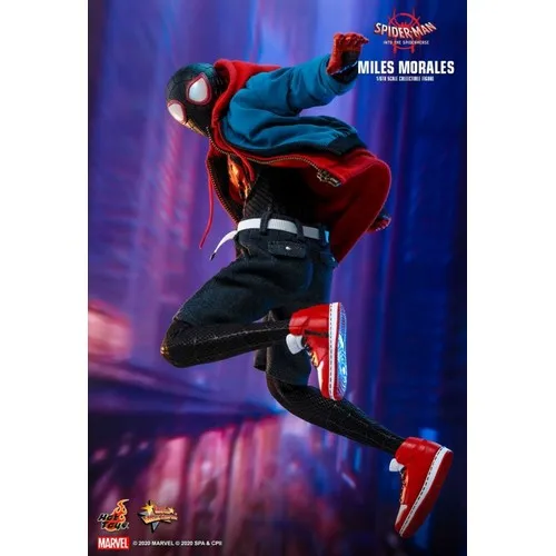 1:6 Spider-Man : Into the Spider Verse - Miles Morales Figure MMS567 Hot Toys