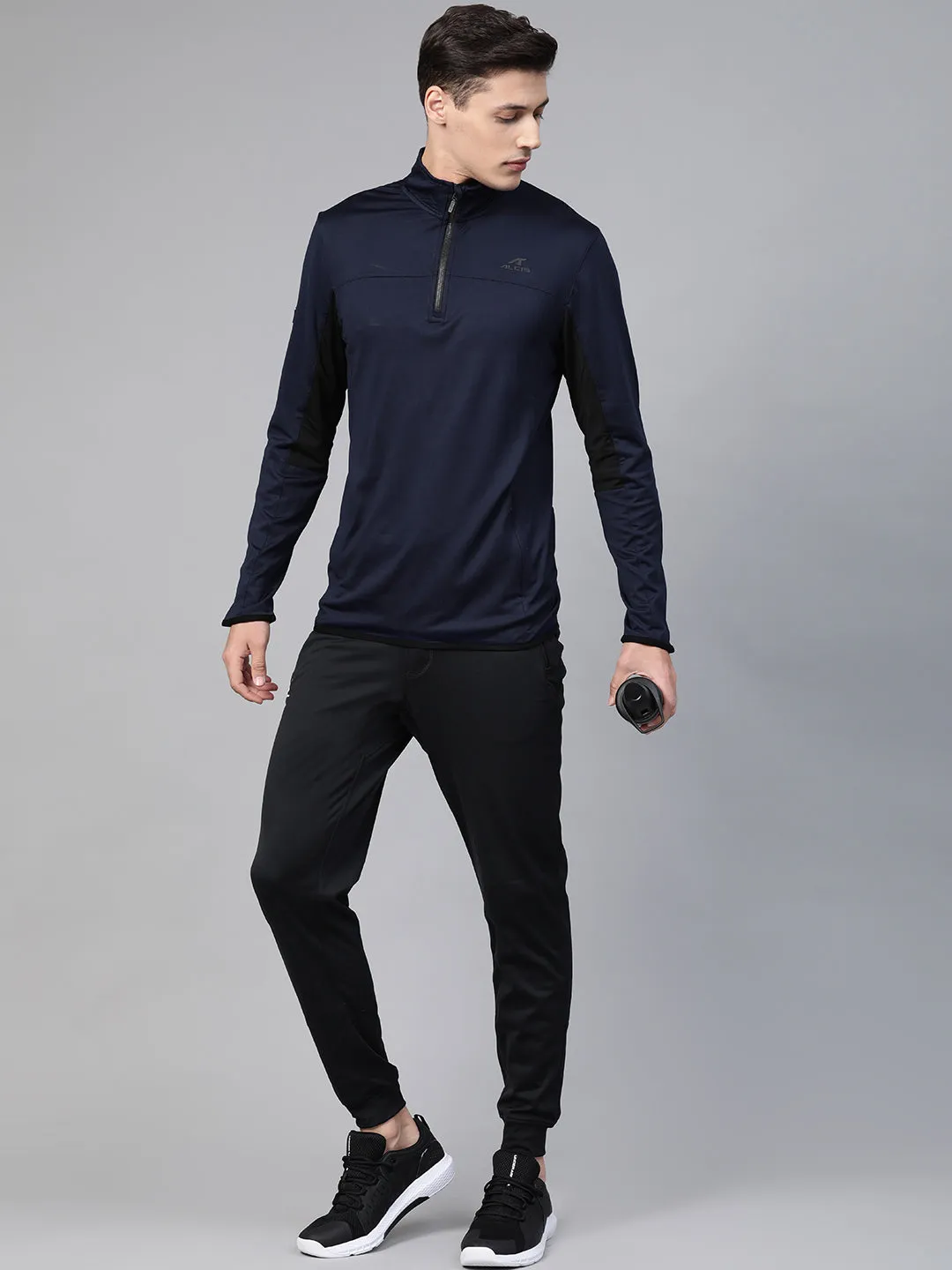 Alcis Men Navy Blue Solid Training Sweatshirt