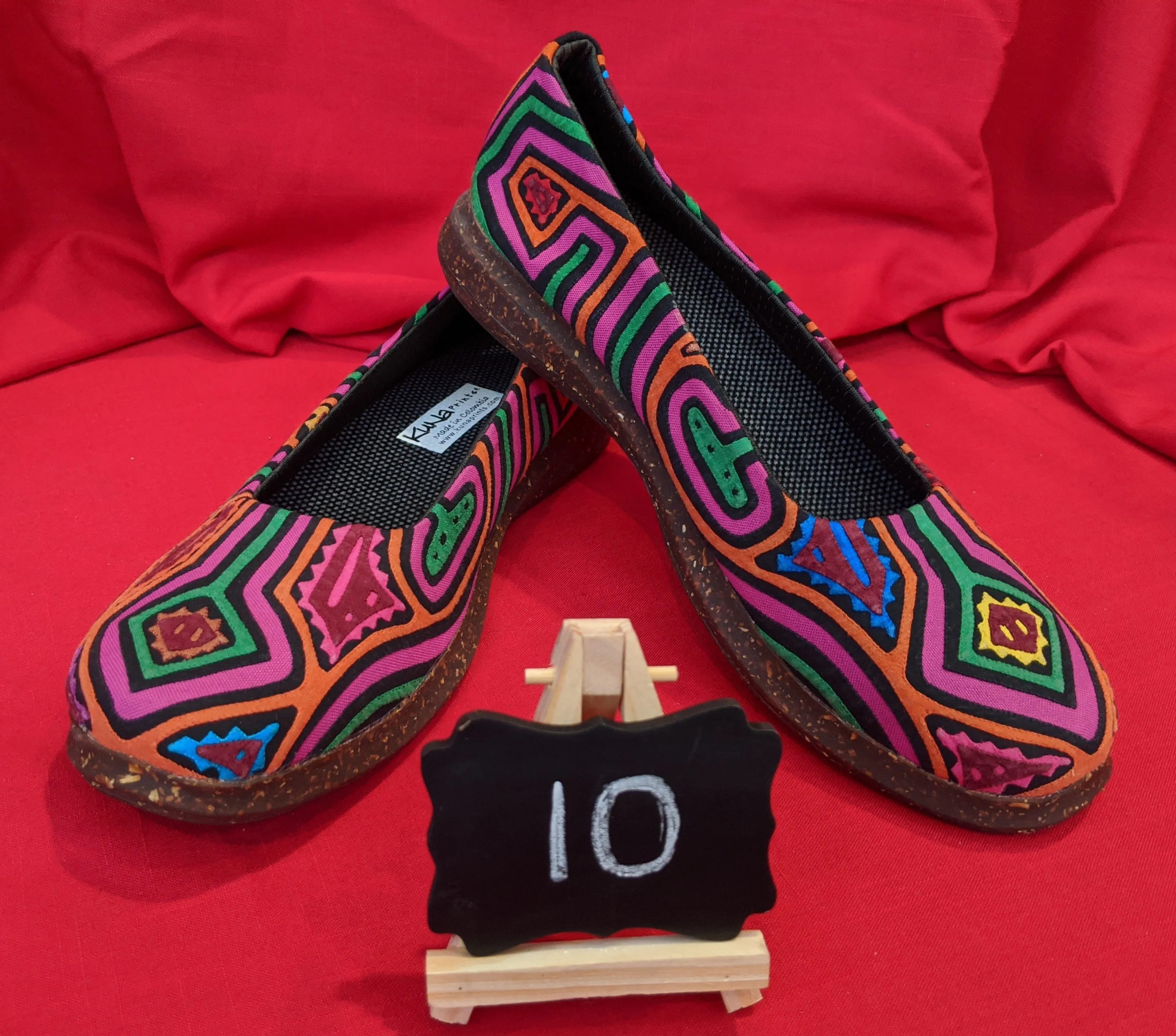 Ballerina Slipper Mola Shoes - Size 10 - Ondine