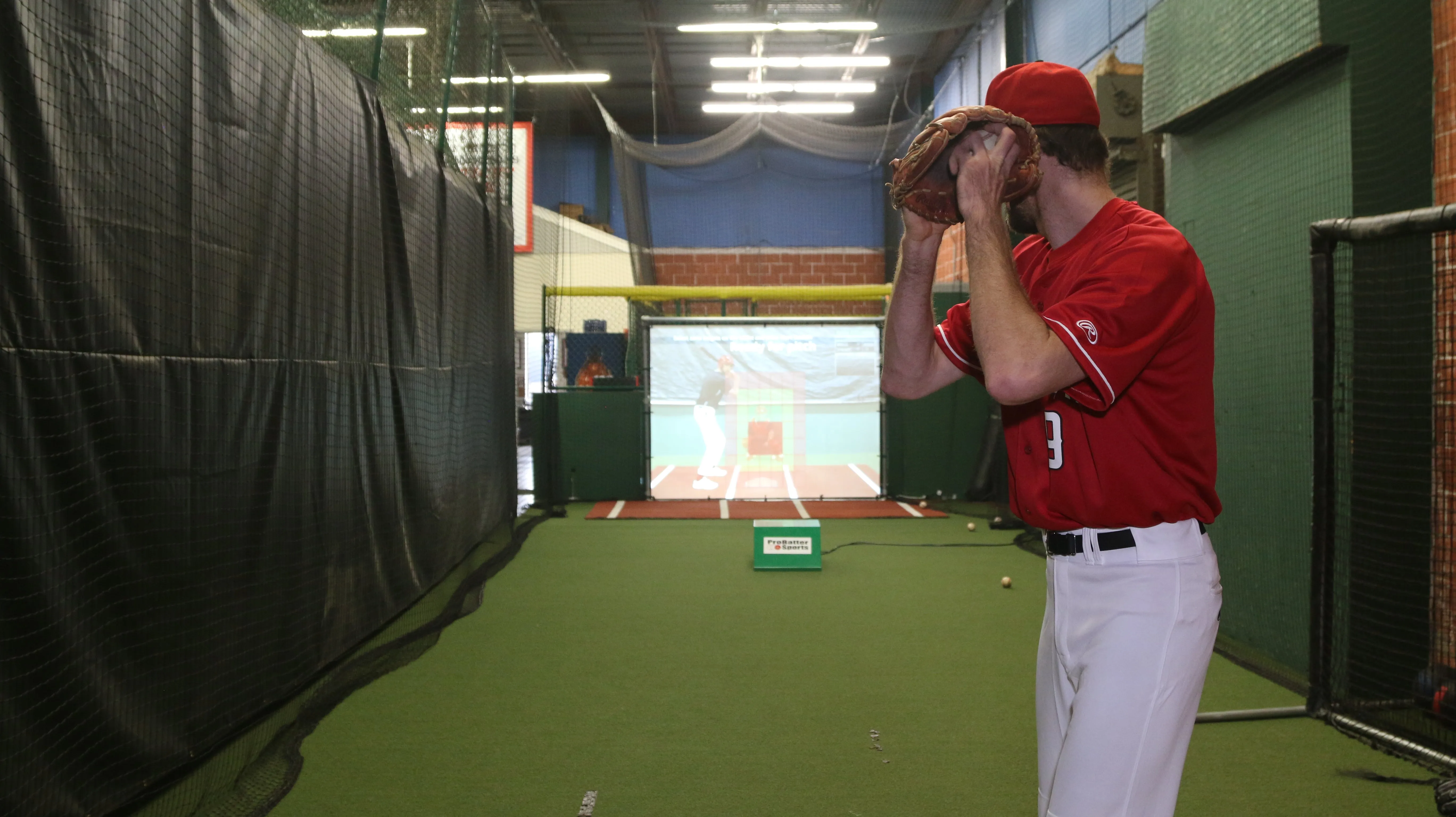 BASEBALL PITCHING SIMULATOR- STRIKE OUT PRO