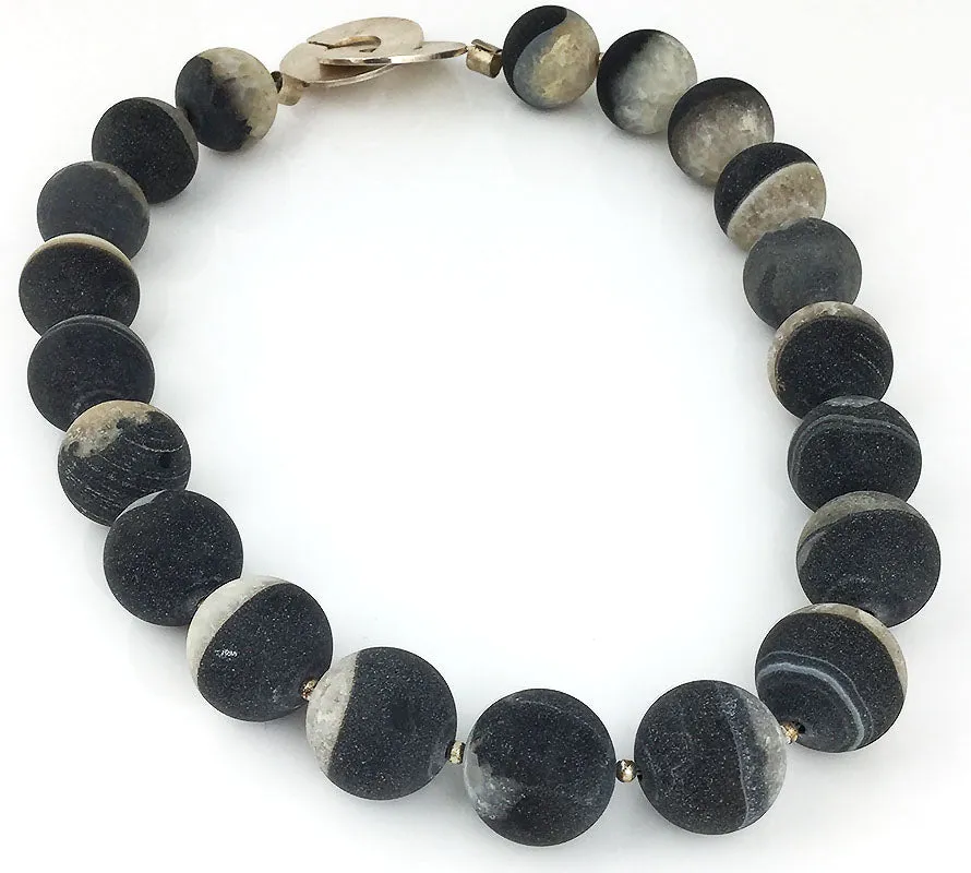 BLACK & GREY BANDED AGATE NECKLACE