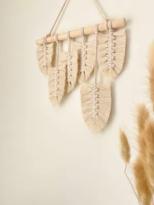 Devine Leaf Wall Hanger