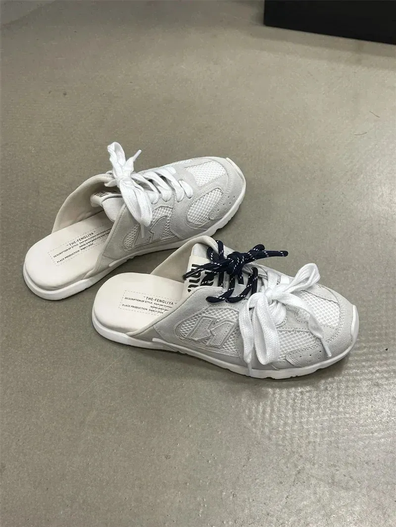 Dual-Colored Leather Sneakers for Casual Fitness