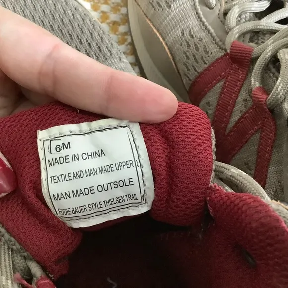 Eddie Bauer hiking men’s sneakers size 6M. NWT