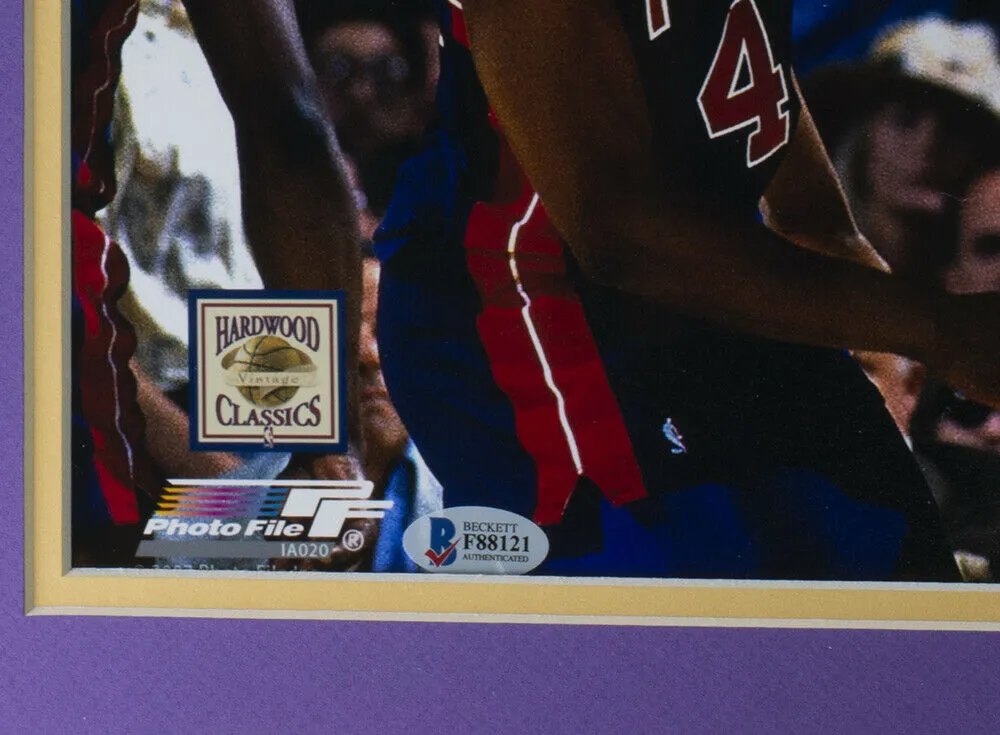 Kareem Abdul-Jabbar Signed Framed 16x20 Los Angeles Lakers Photo BAS