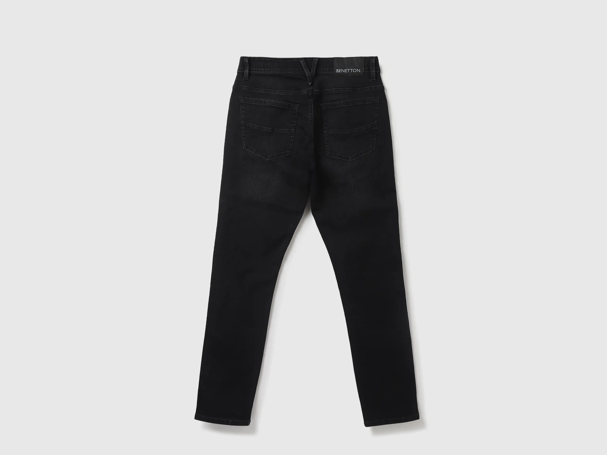 Men Solid Skinny Fit Jeans