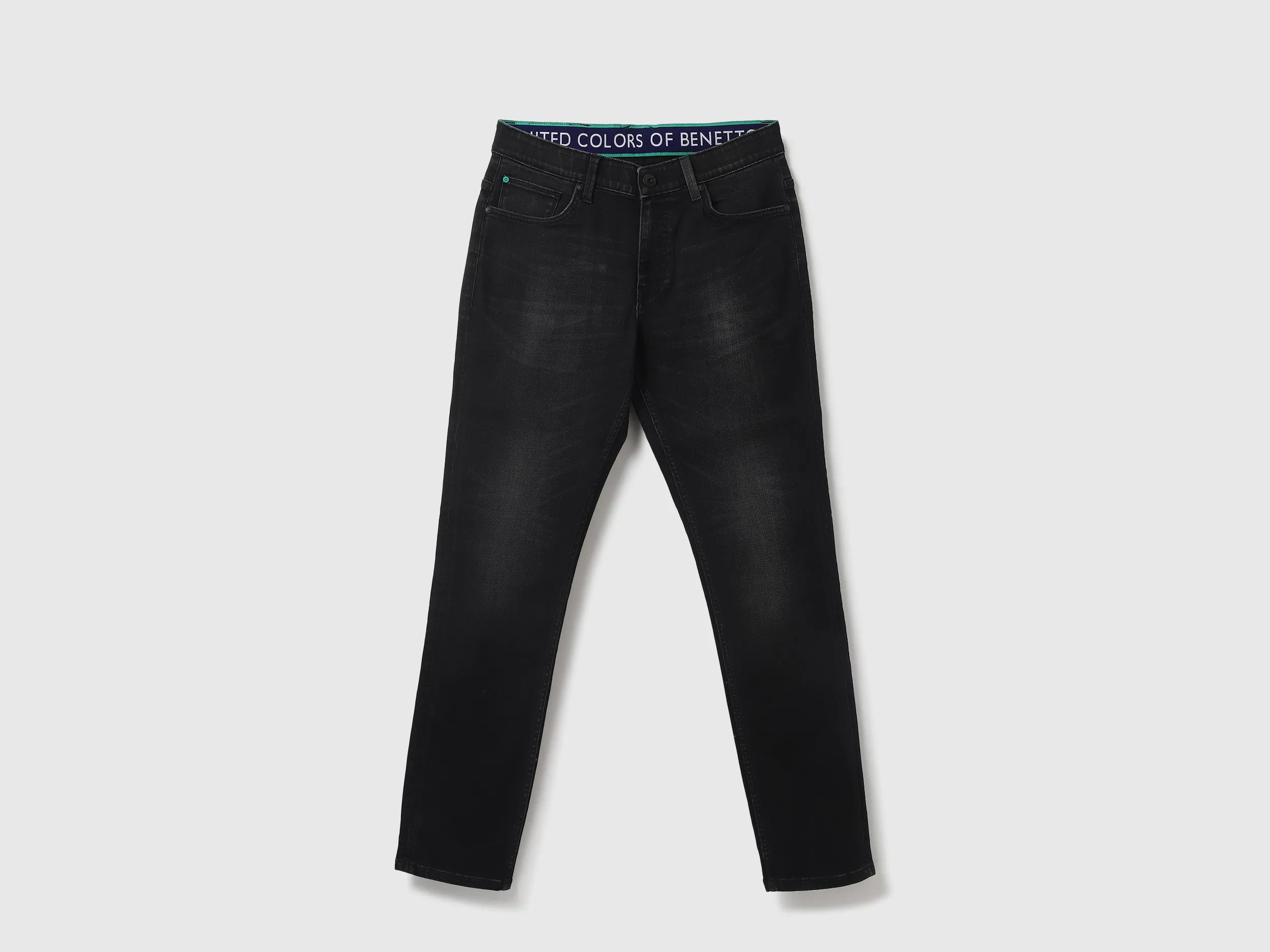 Men Solid Skinny Fit Jeans