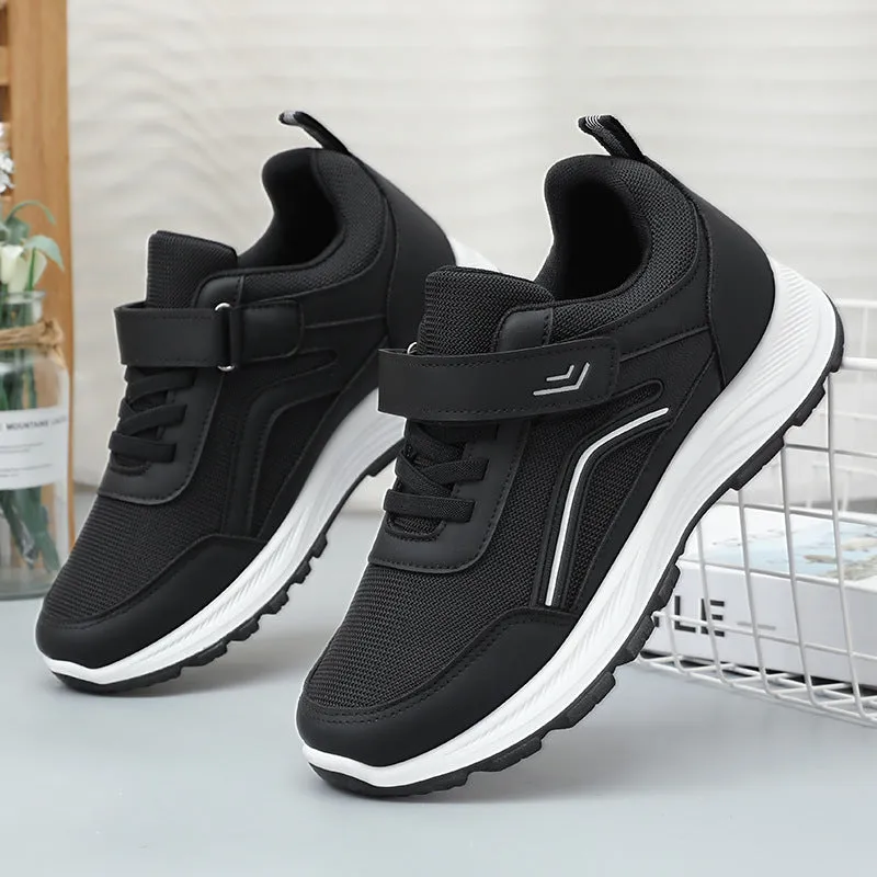 Modern Knitted Trainer Sneakers for Maximum Flexibility and Support