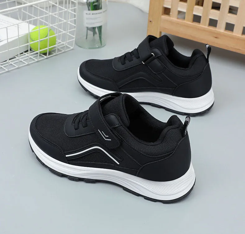 Modern Knitted Trainer Sneakers for Maximum Flexibility and Support