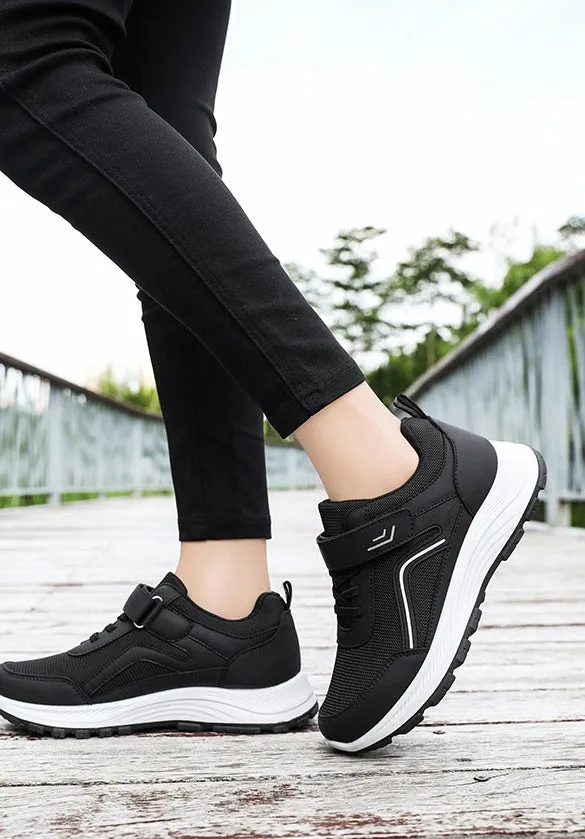 Modern Knitted Trainer Sneakers for Maximum Flexibility and Support