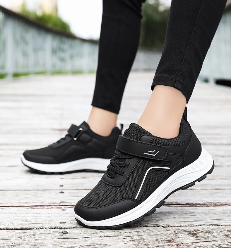 Modern Knitted Trainer Sneakers for Maximum Flexibility and Support