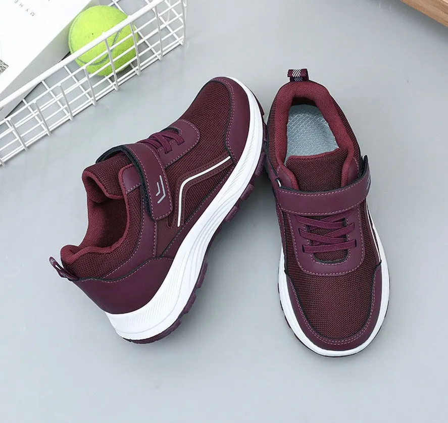 Modern Knitted Trainer Sneakers for Maximum Flexibility and Support