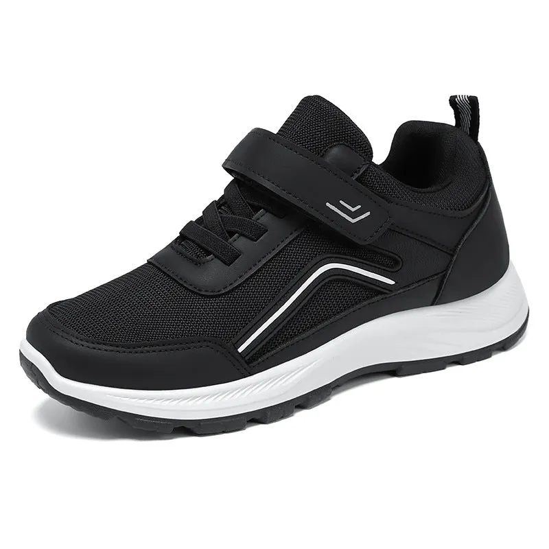 Modern Knitted Trainer Sneakers for Maximum Flexibility and Support
