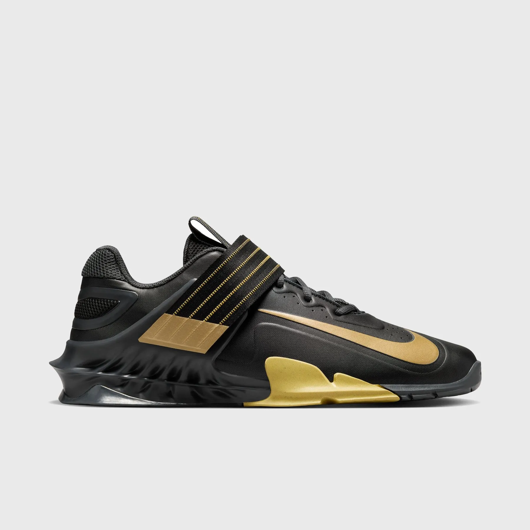 Nike - Savaleos Weightlifting Shoes - BLACK/MET GOLD-ANTHRACITE INFINITE GOLD