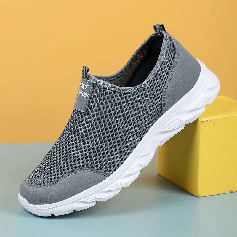Sneaker von Aventuro Gear