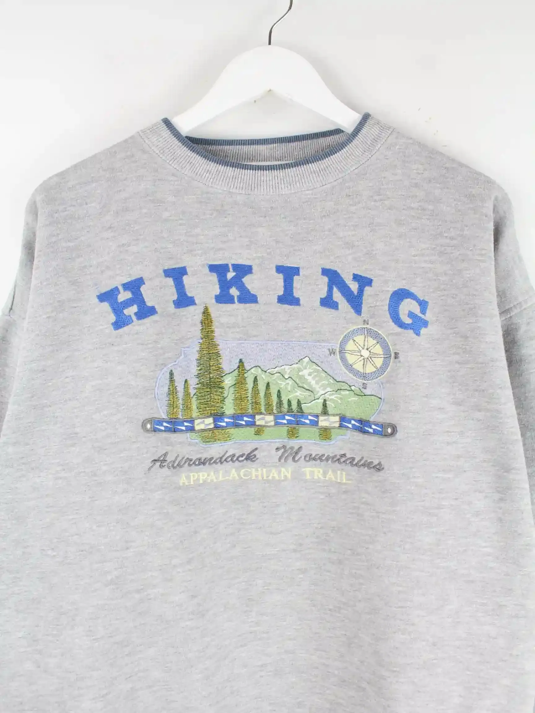 Vintage 90s Hiking Embroidered Heavy Sweater Grau L